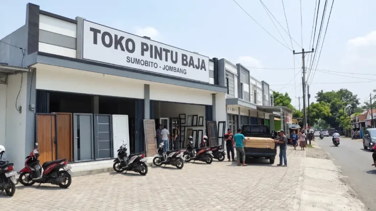 Toko Pintu Baja di kecamatan Sumobito KABUPATEN JOMBANG